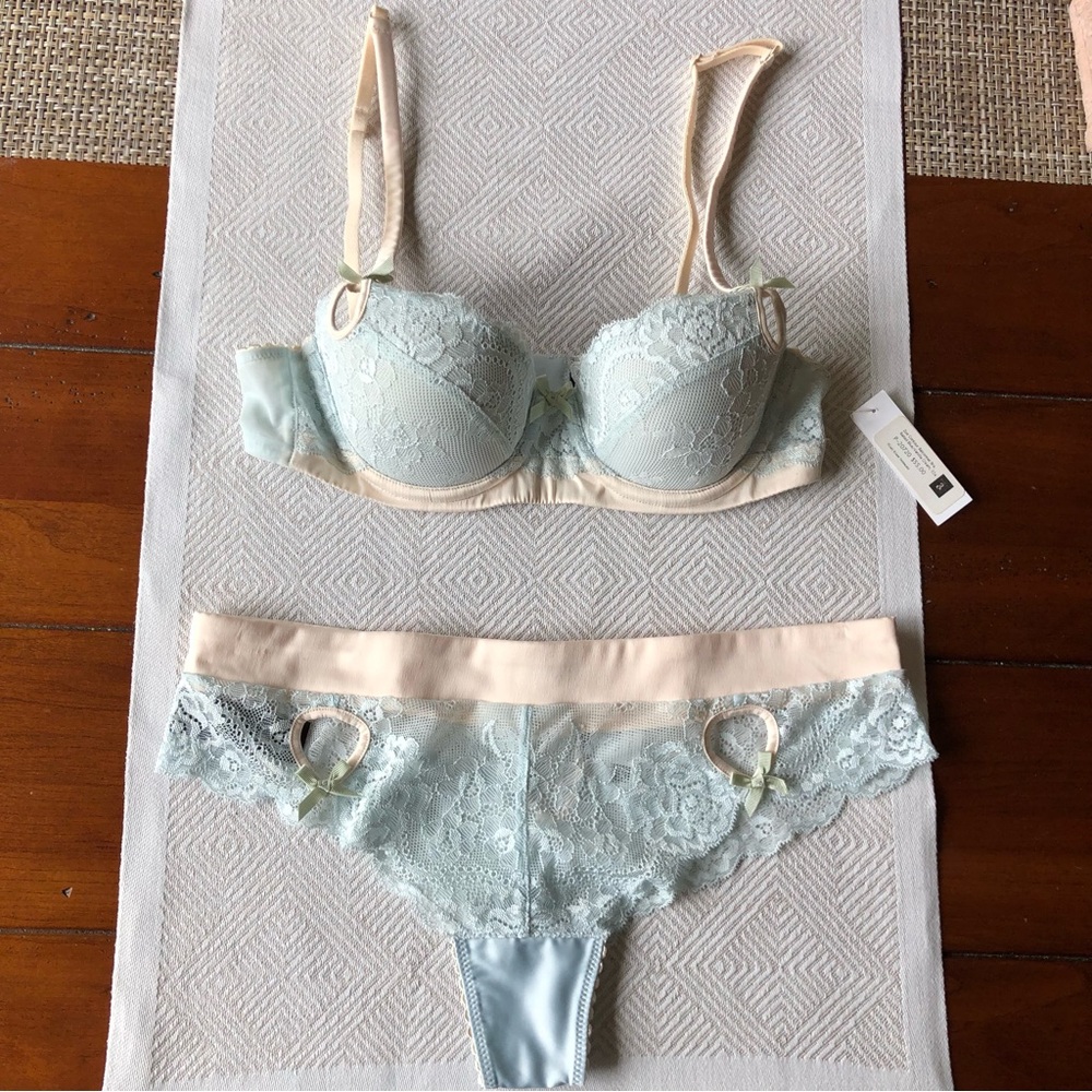 Heidi Klum Intimates Zoe Thong size Small